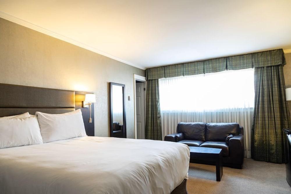The Hotel On Pownal Charlottetown Exteriör bild